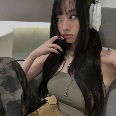 MYBLKNTY's profile picture. #쥴리 #나띠 너무 귀여워서 맨날 놀리거든요 ꒰ঌ🖤໒꒱ ˻˳˯ₑ