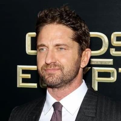 being happy is great full has always made me prosper more..... *hi am Gerard Butler*❤️❤️😘