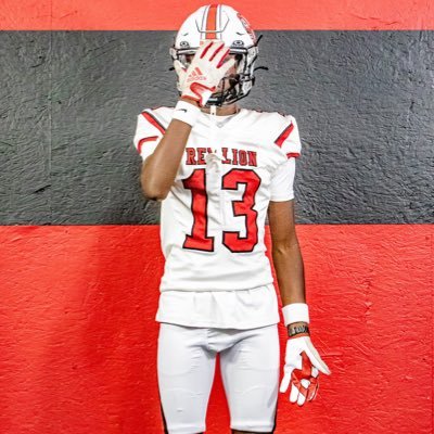 🏈WR/DB 🏀PG/SG🇳🇬 4.0 GPA C/O ‘27 / 4.69 40 yd dash / 5’10 / 150 lbs / Honor Roll Student @ RLCA / email - trustinayo@gmail.com / phone number- (302) 255-6198