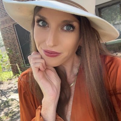 Texas Ex. Small biz owner of MprintCo. Texas Pros: gabbing about Texas Football players in the NFL + more on Substack. hookem 🐂 & who dey 🐅