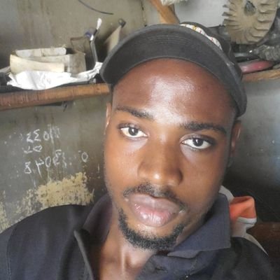 Lover of music 🎶
certified sociologist 📚/
student of federal university lokoja /
samsung/
Alway