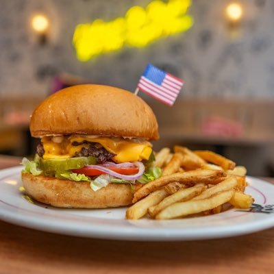 FoodInMyArea's profile picture. Yum