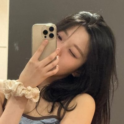 awaacatt's profile picture. cierra el orto 🦖