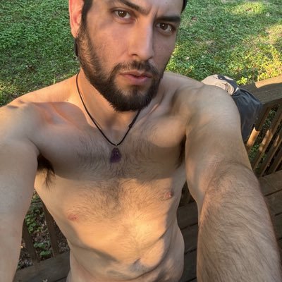 🔞🏳️🌈💍 Married | NC is 🏡 | Follow our Insta: willnlewis336 | Vers | Gaymer | Horror Fans | Stoner | Hiking | Nudist | Libras ♎️♎️