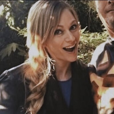 daily gifs of aj cook (all gifs are mine, please dont repost)