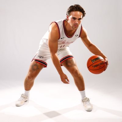 tatetruby0's profile picture. #1 @fc_hoops_