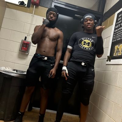 NowMeek25's profile picture. Milton HS (FL) C/O 2026 6’1 200 Ibs, OLB/ FS/ DE /TE/ ATH 3.6 GPA, Email - m33k07@icloud.com, 📲 607-793-5294