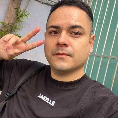 Presidente de Consejo para @casafridalgbt | Abogacia | Refugio, justicia y paz 🕊| 🌈LGBTI |Consultor en DDHH y protección a Defensores DDHH