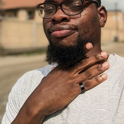 Yicky_'s profile picture. I carry the the incredulous burden of overwhelming sexiness.