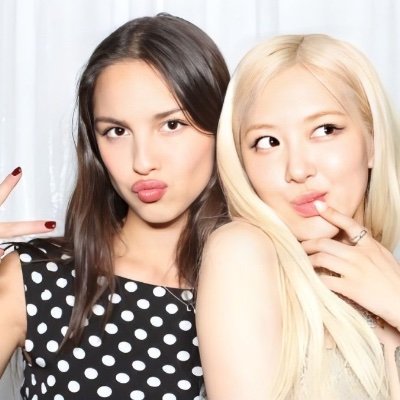 smileyrubyjane's profile picture. jennie and jake biased!!