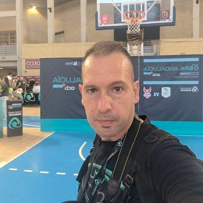 Alberto25112288's profile picture. English teacher, redactor 🖋️
Photographer 📷