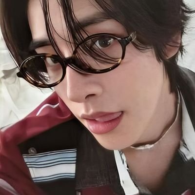 luvkhao's profile picture. silêncio, jake cachorrinho está entre nós !