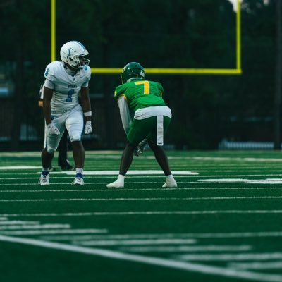 C/o 2026 5’10 180lbs CB|#7 @summervillefb 📞8436970129 buddyravenell23@gmail.com 3.612gpa NCAA ID# 2407351429 https://t.co/ClTTQ91DJ8 4.57 40