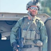 Aaron (@aaronavi02) 's Twitter Profile