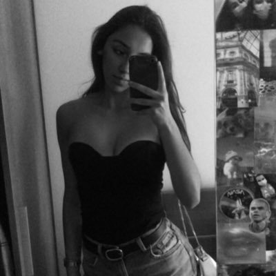 alexia_couto27's profile picture. 