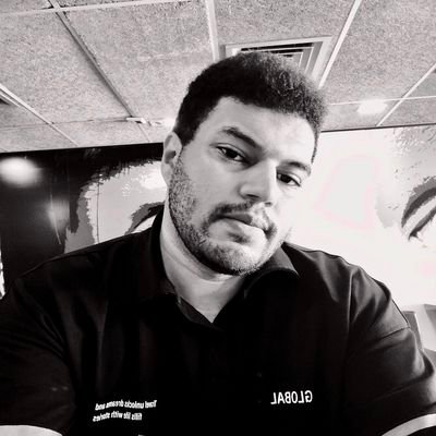 لسنا مثاليون ولسنا خالين من العيوب والأخطاء ولكننا دائما نحاول أن نكون افضل،المستحيل ليس سوي عائق أمامك يمنعك من الوصول إلى هدفك🖤