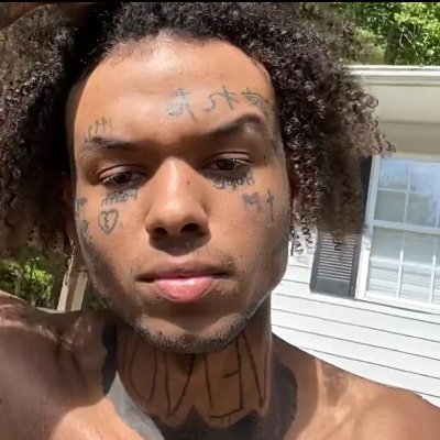 kaiitheartist's profile picture. 