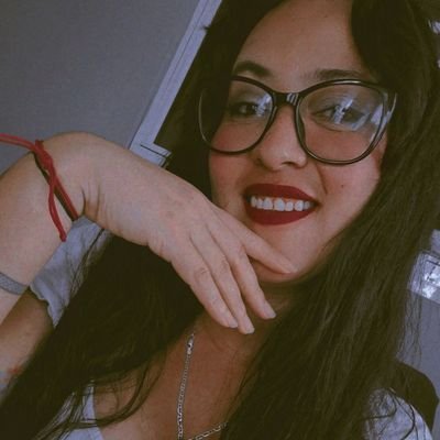 I🖤Salsa
Mind over feelings ✨️
Si no aguanta no me provoque🔥
Aquí todo es joda no se lo tome personal 😈
#CarpeDiem
Propietaria de @SolunaSv