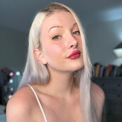 YOUR BEAUTIFUL TRANS WOMAN telegram to add me ♀️♀️👠👠@TS124568