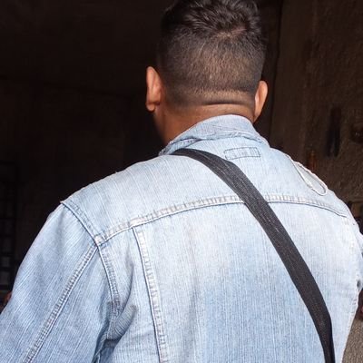 👉NO CONTESTO DM
ANTICOMUNISTA.👈
Los mejores momentos jamás se planean,solo se viven.
👉Mi foto de perfil es de espaldas porque vivo en dictadura.🇨🇺
