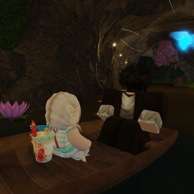 rlahoneyy Profile Picture