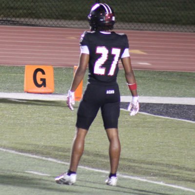 KeshaunBurns11's profile picture. 6’ 172 ‘27 CB| 3.2 GPA| Lafayette Jefferson highschool (IN)| Cell# 7654219915| @LJBronchoFB|@1_vowil|@tractionap| @CoachShanley