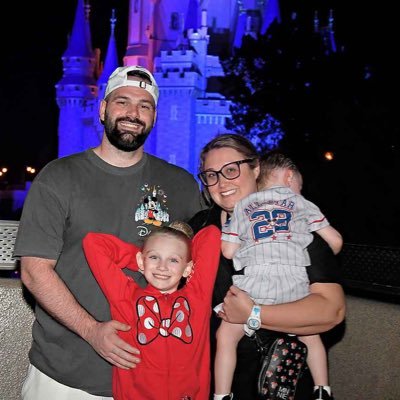 AimAssistAllen's profile picture. NYJets, father of 2, orthopedic sales rep