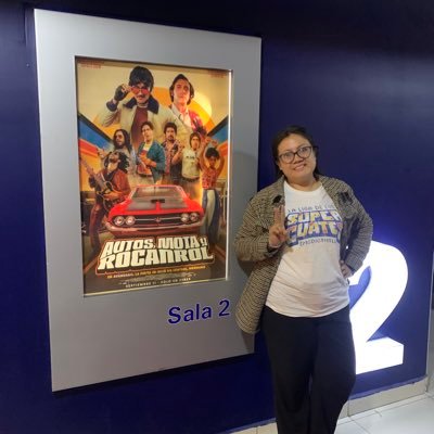 DenGoch's profile picture. Cinéfila, drama queen, podcastescucha, súper cuatita, amo la música y un buen chismecito. 🎬🎧🎶