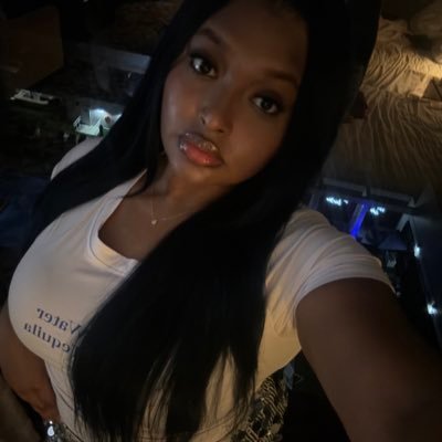 goddesskayis's profile picture. spoiled ebony princess ✨ | 22 5’11 Size 11 🦶🏽| backup @spoilkayis | https://t.co/vpl9M8GTzM