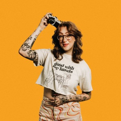 I'm Dani (she/her) Creative Photographer & Cinematographer📸 Wrestling Fan | Married♥️ | https://t.co/K0amwtP1rC