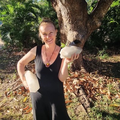 lifted_sophie's profile picture. Spiritual Guide✨ Helping souls find healing, clarity & abundance 🌿💫 🔮 Energy work | 🕊Guidance | 💖 Community Healing hearts, lighting paths, spreading love.
