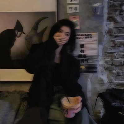 zhngynb210573's profile picture. 