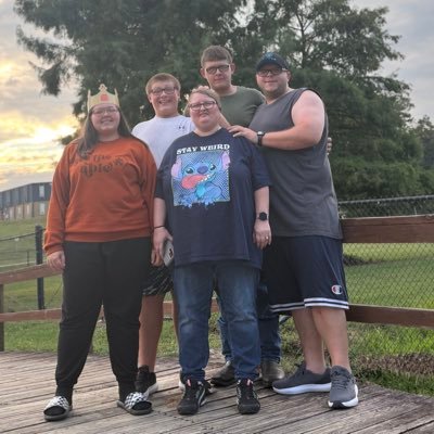 TheTRoof92's profile picture. 