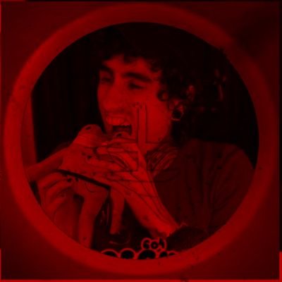 if i was the moon, would you still look for the stars. . ?
@stezapzap ★ artista!
header: @/Takkimetal