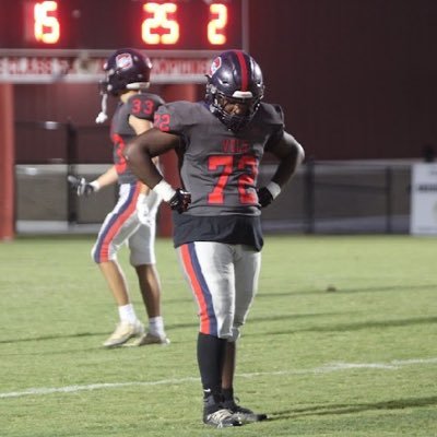 CO‘2029 | 📚Clay central Hs | Dline🏈 | 5’10 238 |📞-256-342-2037 | 📩- kemiijtdpayne@gmail.com