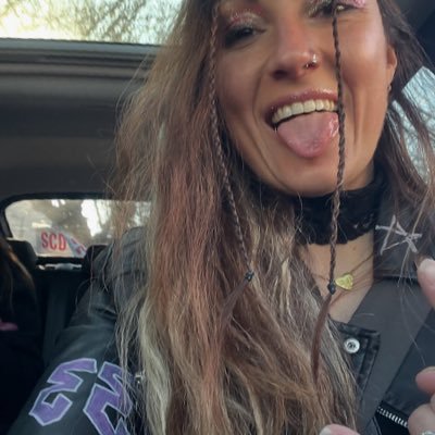#33 como LALI Viajera ,Esposa,Guardavidas,tatuadora,cocinera y Argentina como Messi,el Asado y el Mate.🧉 IG @fifivonlee 👑
