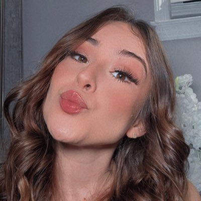 jo_ziri's profile picture. i’m just a girl in the world 🇲🇽