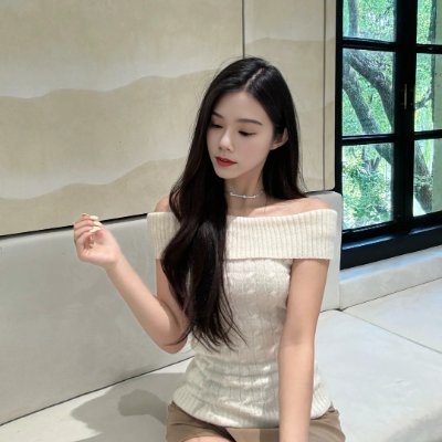 charkoxxx's profile picture. Foodie at heart 🍔 | Travel addict ✈️ | Exploring the world, one meal at a time