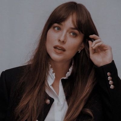 ┗━━ human 𝖻𝖺𝗍𝗍𝖾𝗋𝗒 : 𝟐𝟑 % ❱ extra sweet blood //𝘾𝙇𝙐𝙈𝙎𝙔 𝙎𝙊𝙐𝙇 ᯬ ˗ˋ 𝑳𝒊𝒄. 𝒆𝒏 𝑳𝒊𝒕𝒆𝒓𝒂𝒕𝒖𝒓𝒂 𝒊𝒏𝒈𝒍𝒆𝒔𝒂◝ˎ˗── ⎝ 𝐴𝑚𝑎𝑛𝑒𝑐𝑒𝑟 ⎞ ──