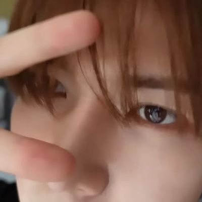 yeoniticc's profile picture. ֶָ֢