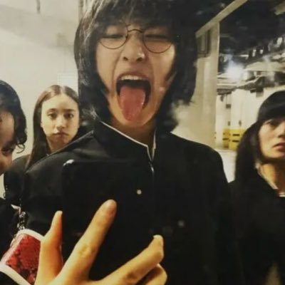 6202l_'s profile picture. 僕は答えるぴぽぴぽ 悲しい時もぴぽぴぽ 笑う時も 不機嫌でも ぴぽぴぽ エレクトリックサウンド 僕は答えるぴぽぴぽ どんな返事もぴぽぴぽ #ブルーピリオド //الابنة الروحية لكيونق سوك شين//