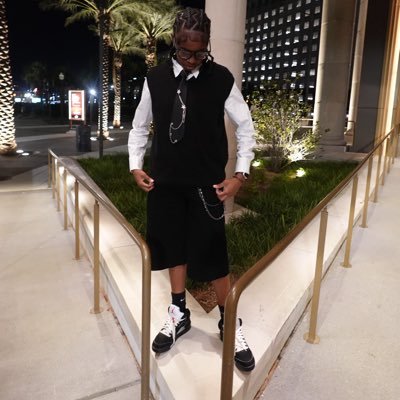 parisamani6's profile picture. 