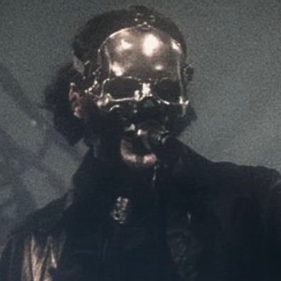 vampyvulture's profile picture. ♡ satanized 8/16/25! ♡ 24 ♡ 🕸️🦇