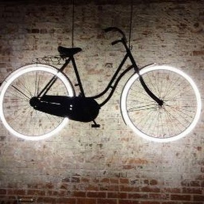 risnihamza1616's profile picture. 