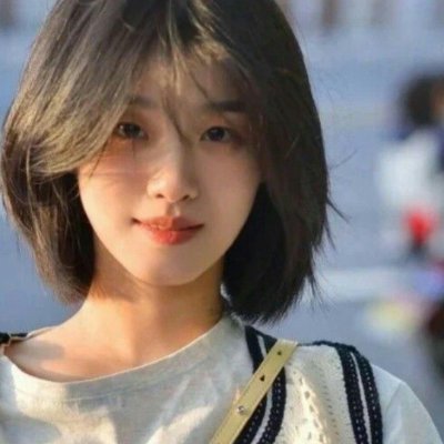 trungbacqt's profile picture. 
