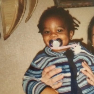 youtma25's profile picture. 