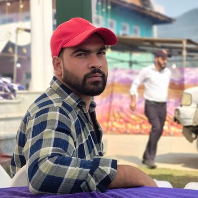 Dar_Adil_'s profile picture. Student of Life 🎓 | Cricket & Society 🗳️🏏 | Sharing Thoughts, Opinions & Lessons ✨