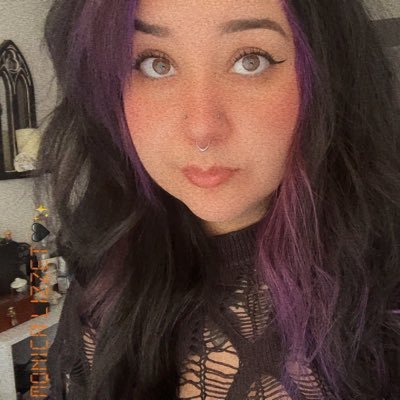 url0calsadgirl's profile picture. 