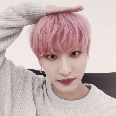 𐙚┊✧.* - 𝒕𝒚𝒖𝒏’𝒔 𝒑𝒓𝒆𝒕𝒕𝒚 𝒑𝒊𝒏𝒌 𝒑𝒓𝒊𝒏𝒄𝒆𝒔𝒔 ⊹ ࣪ ˖