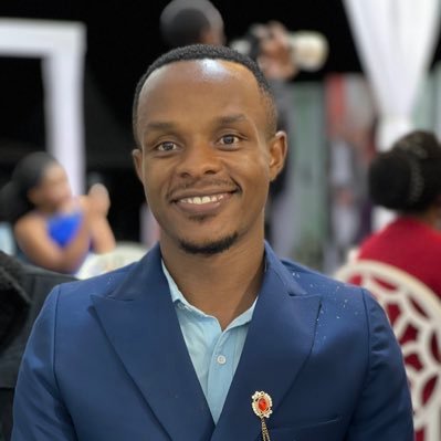 small boy BIG GOD | Statistician | M&E |football lover | Extroverted Introvert | I preach the @SC_Jabulani gospel
